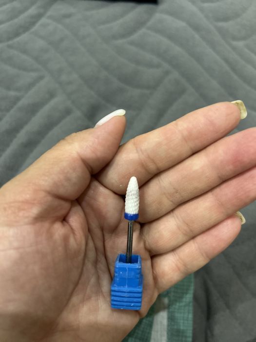 Продам маникюрные принадлежности