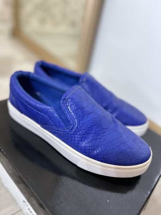 Продам кеды