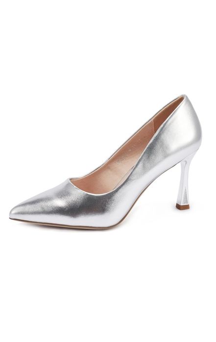 Продаю  серебристые туфли