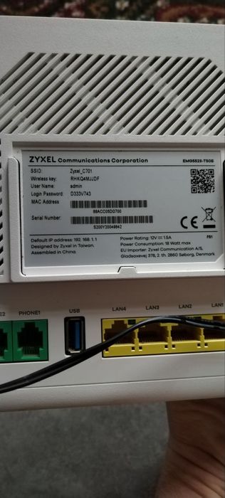 Продам. вай фай ZYXEL EMG5523-T508