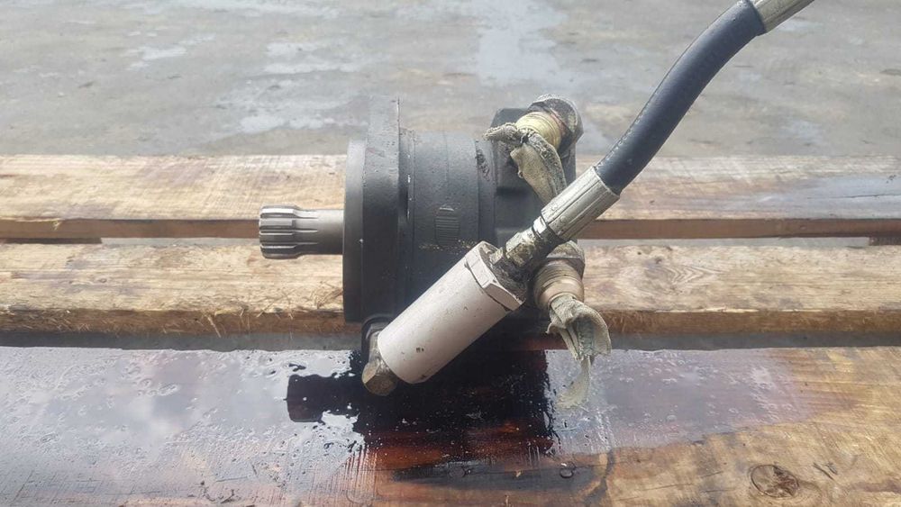 Hidromotor mars Chaar Lynn , Bobcat 743 , 753 , 763 , 843 , 853