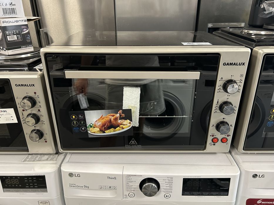 Готварска фурна ,  голяма фурна с вентилатор и осветление 60 литра