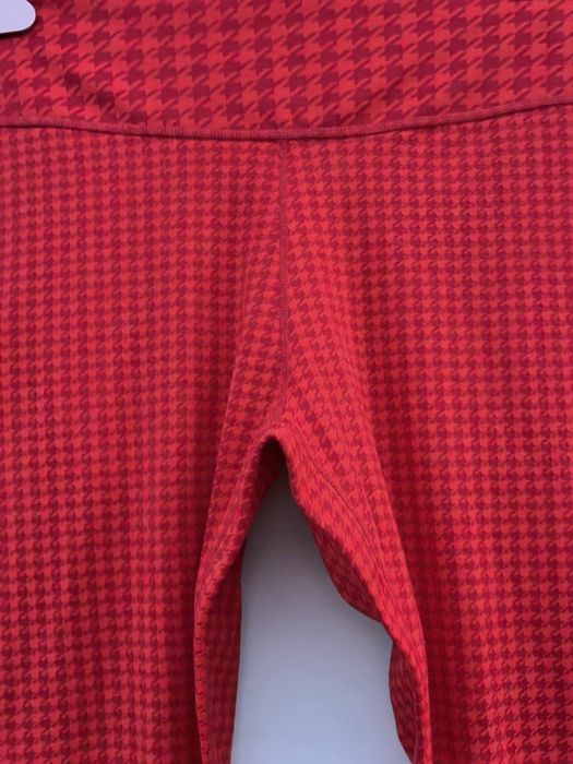 Nike оригинален дамски клин нов Л размер