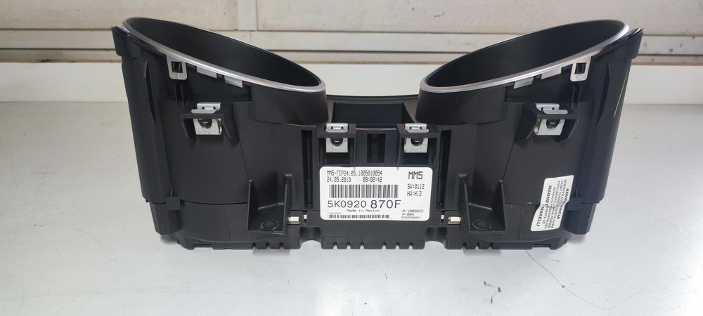 Ceasuri bord volkswagen vw golf 6 break cod 5K0920870F