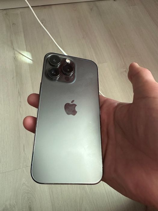 Айфон 13про 256в идеале