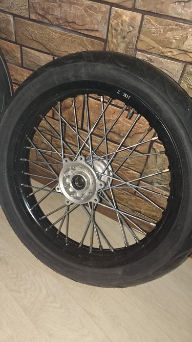 Мотарды, шоссейные колеса