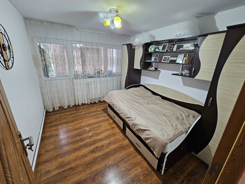 Vand Apartament În Slănic Moldova
