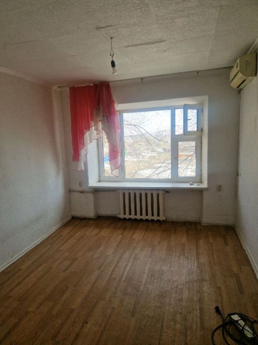 Продам одна комнатный общежите