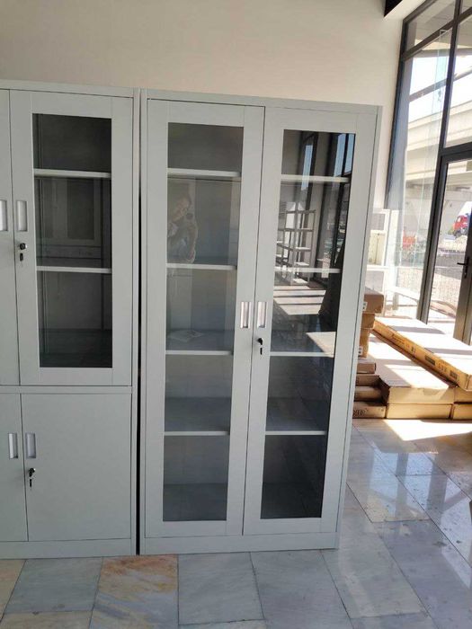 Шкаф для документов / школа / регулируемые полки / безопасный