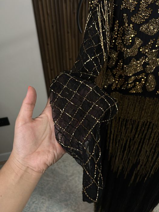 Вечерние платья.