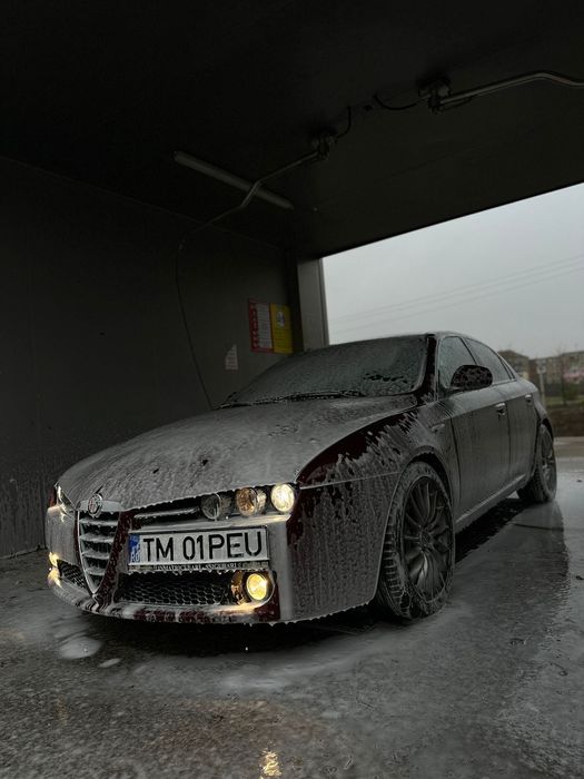 Se vinde Alfa Romeo 159