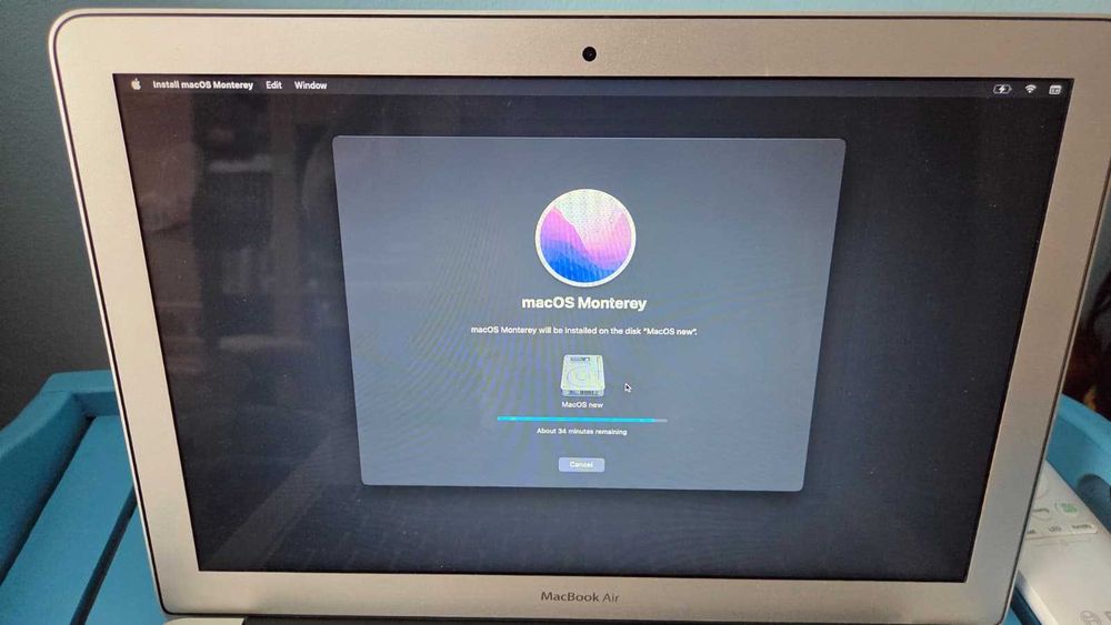 MacBook Air 13" 2017 (A1466) | 8GB RAM | 512GB SSD | macOS Monterey