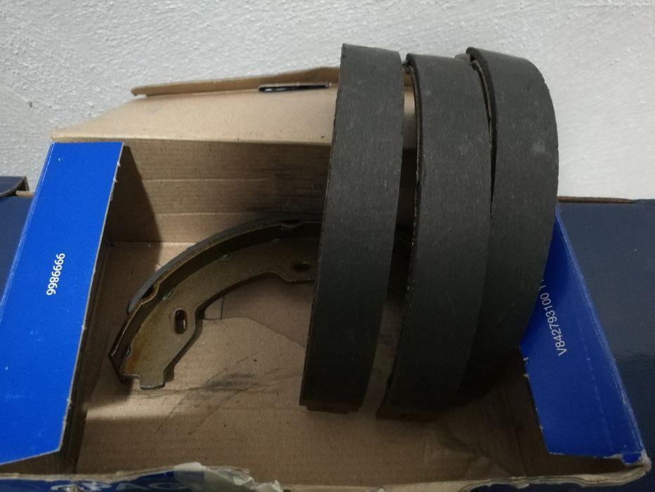 Mercedes-Benz w211 крачна спирачка челюсти