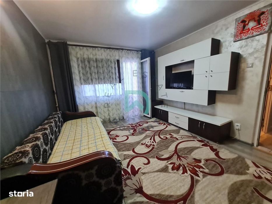 Garsoniera  Astra, bloc apartamente, Brasov