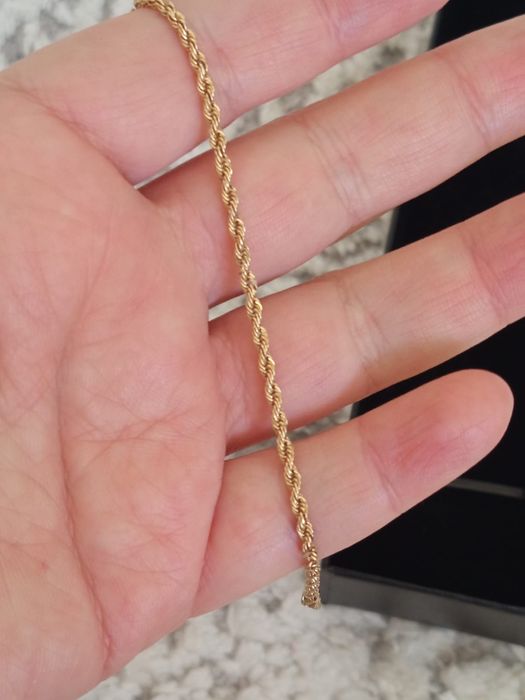 Золотой нежный браслет