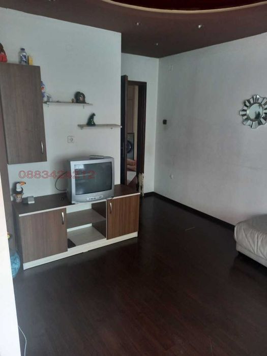 Дава се под наем Тристаен апартамент в Пловдив, Център - 86 кв.м за 438.6 € - Снимка #3