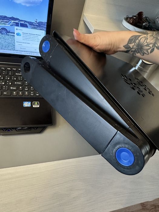 Продам подставку для ноутбука