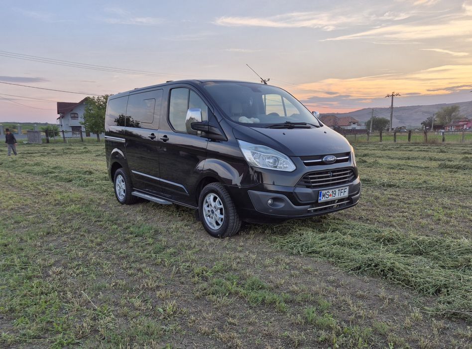 Ford Transit Tourneo Custom 2.2 TDCI 8+1 9 locuri  L1 H1