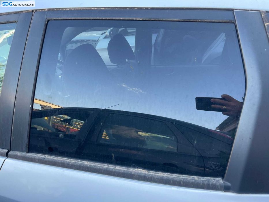 Geam Sticla de pe Usa Portiera Stanga Spate Honda Jazz 2002 - 2008 [C6006]
