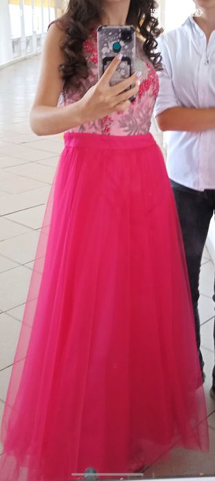 Нарядное платье для девушки