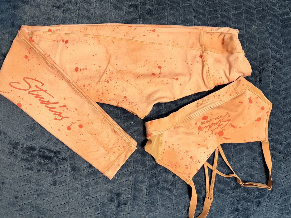 Леггинсы и топ Reebok