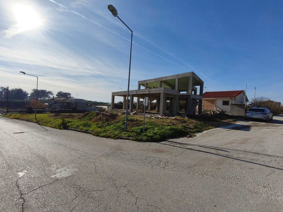 Продава нова 2 ет сграда 116м2 с вълшебна гледка море в Офринио,Гърция