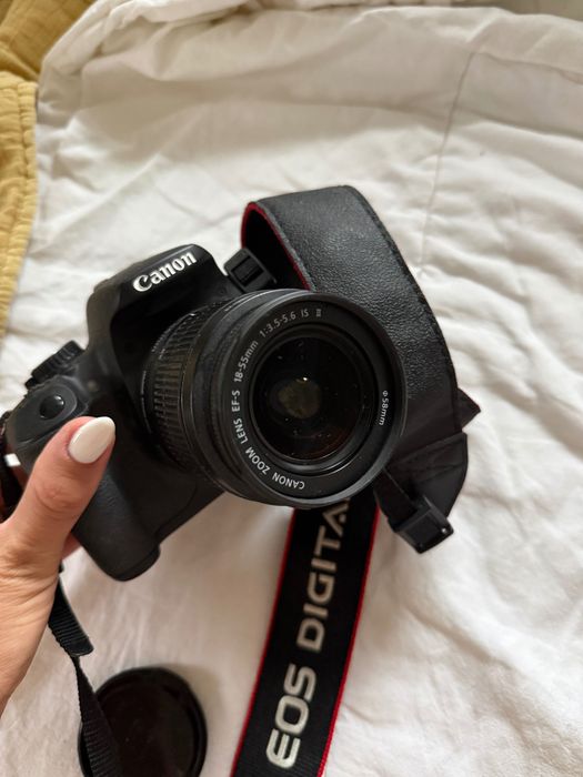 Фотоапарат Canon Rebel Eos T4i