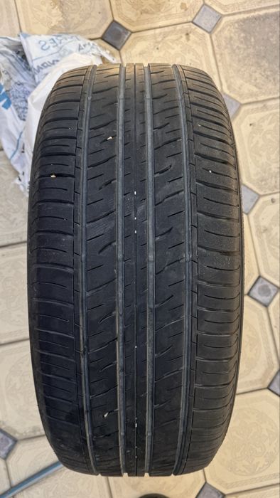 Продам шины DUNLOP