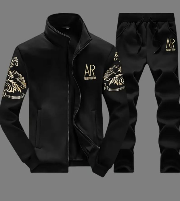 Костюм спортивный