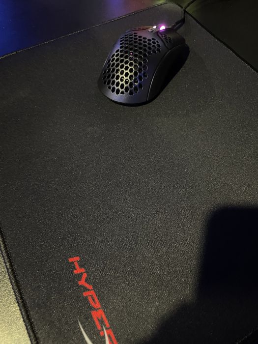 Продам коврик для мыши Hyperx