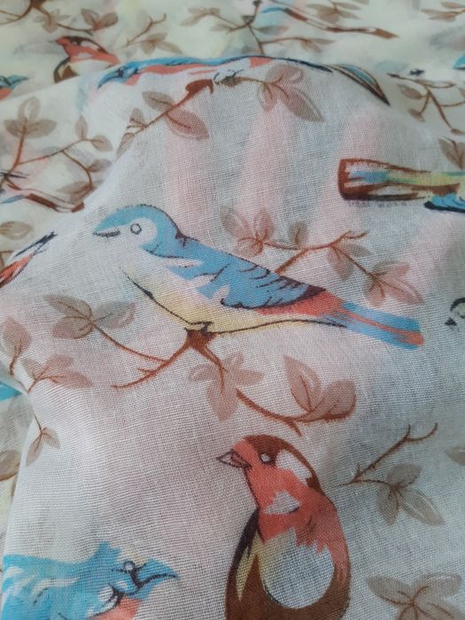 Лот 4 броя цветни тънки шалове