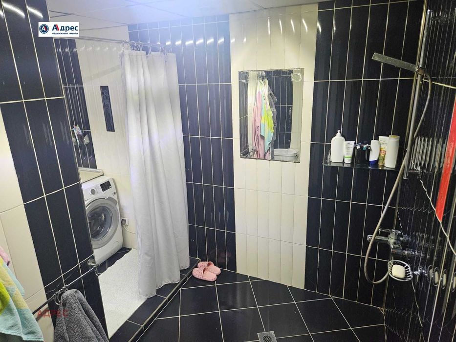 Продава се Четиристаен апартамент в Видин, Център - 122 кв.м за 1141 €/кв.м - Снимка #5