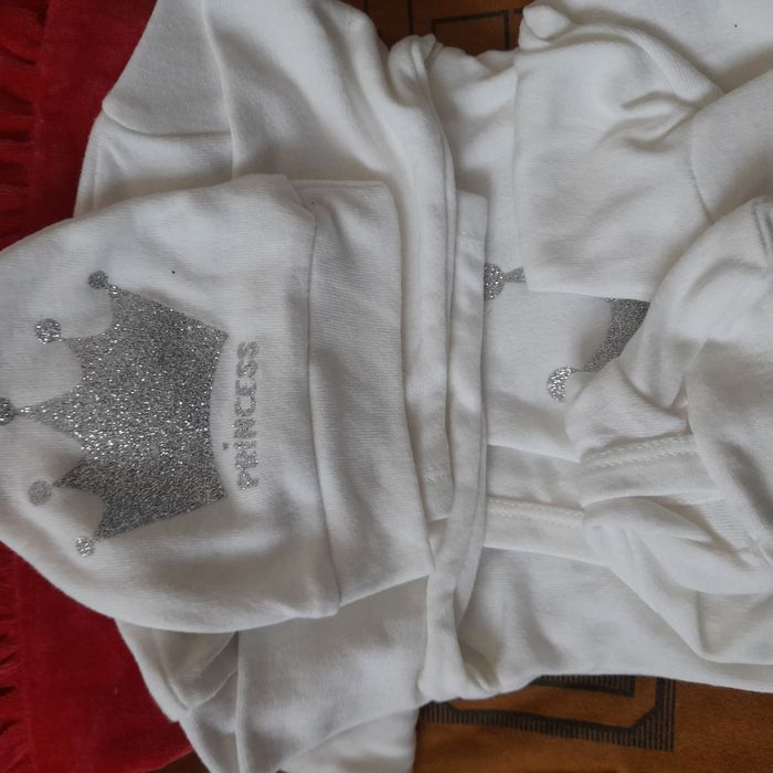 Vínd haine si vit d3 pampersi