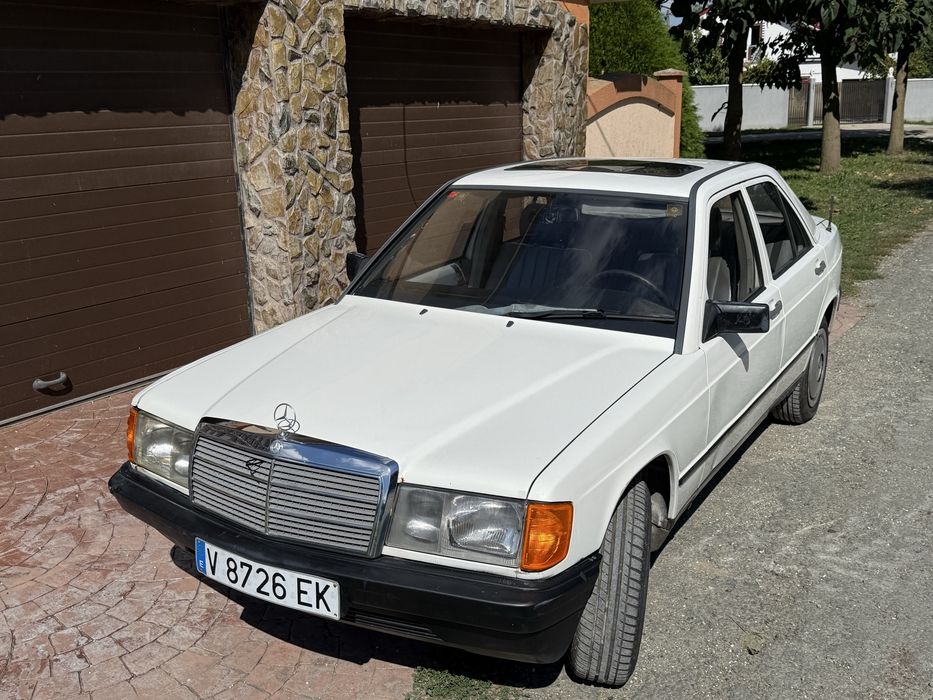 MERCEDES-BENZ 190
