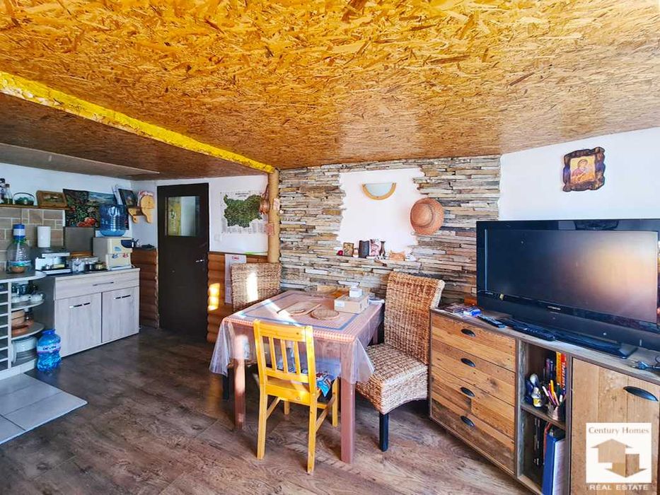 Продава се Къща в с. Буковец, Област Велико Търново - 100 кв.м за 665 €/кв.м - Снимка #2