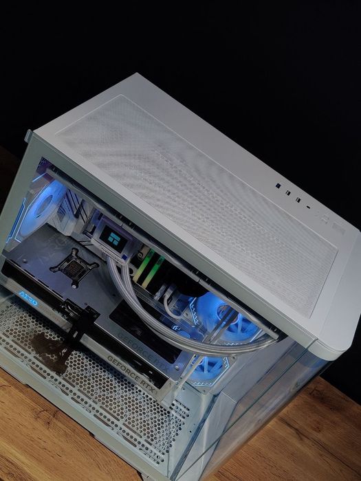 Ryzen 9 9900x/DDR5 32/Rtx 4070Supet/ssd 1T