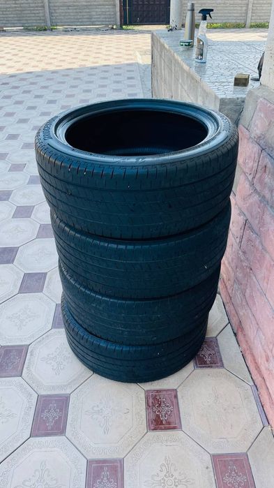Шины Bridgestone оригинал 235/45/18