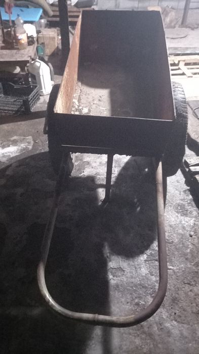 Продам тачку для стройки