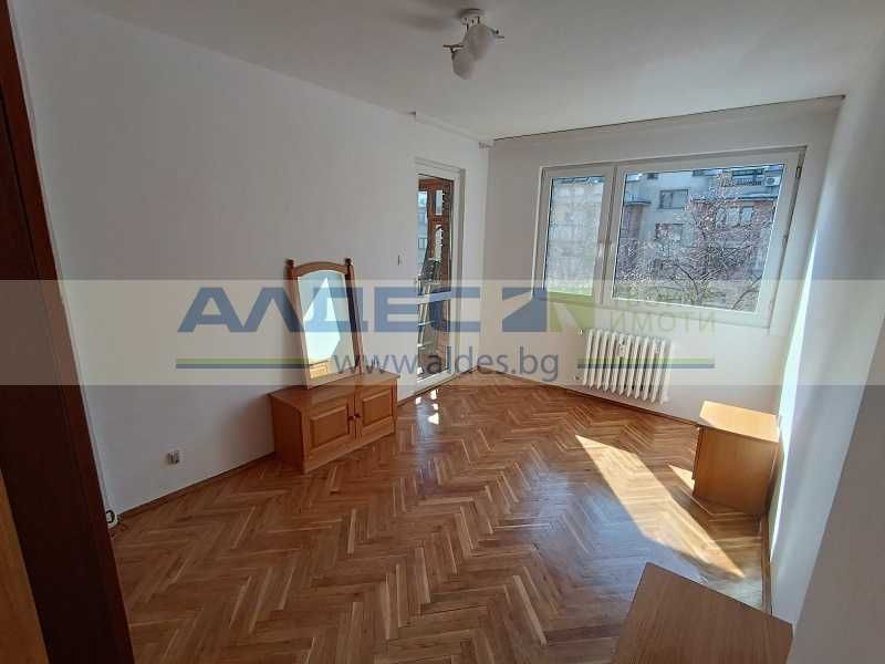 Дава се под наем Четиристаен апартамент в София, Гео Милев - 120 кв.м за 1000 € - Снимка #6