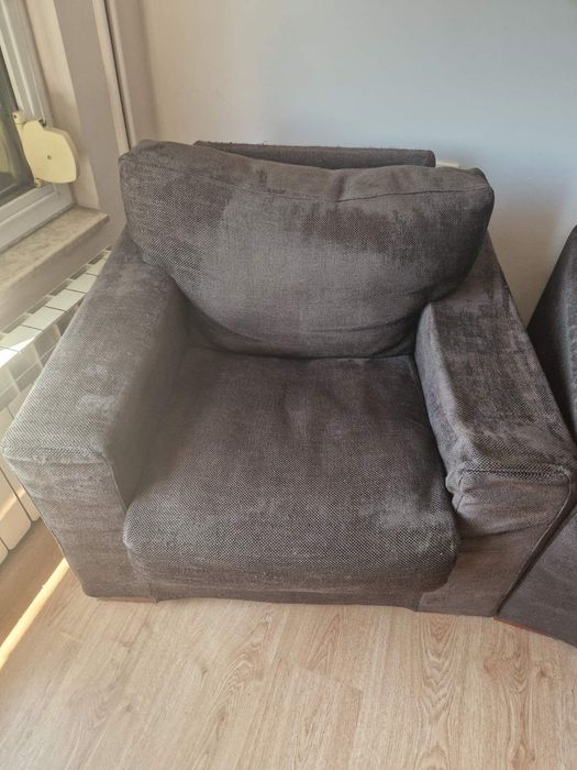 Диван и фотьойл в цвят тъмен шоколад