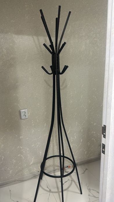 Продам вешалку удобная