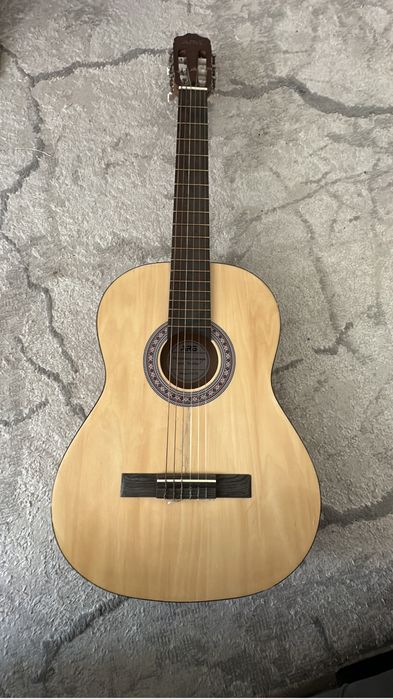 Гитара классическая