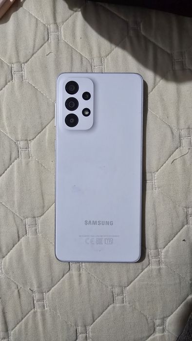 Продам телефон а33