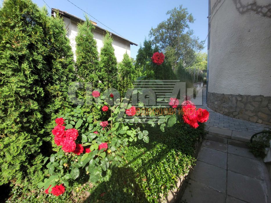 Продава се Къща в София, Люлин 10 - 200 кв.м за 1250 €/кв.м - Снимка #3