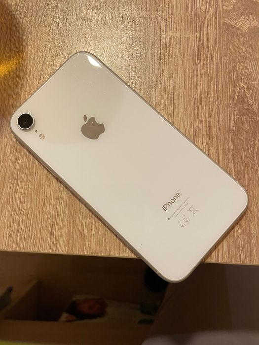 iPhone XR 64GB Запазен