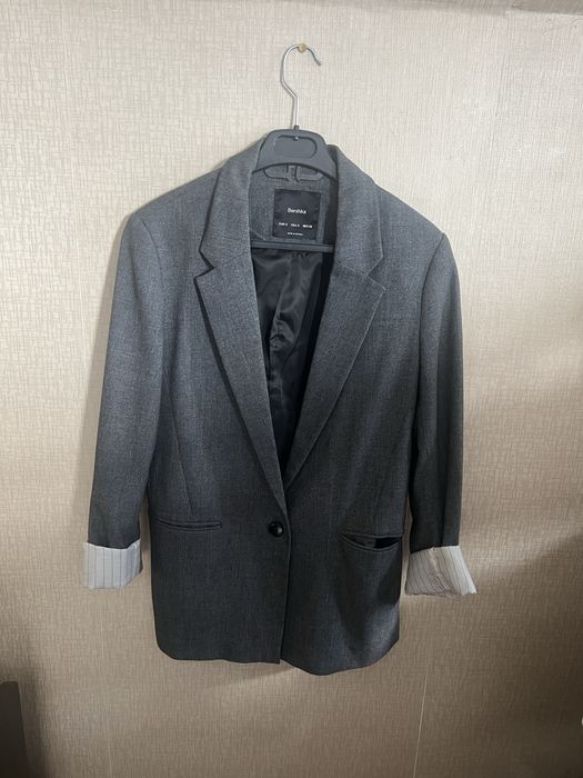 Продам женскую одежду б/у