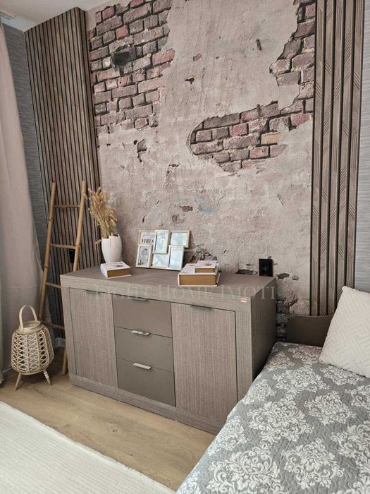 Продава се Тристаен апартамент в Пловдив, Кършияка - 56 кв.м за 2893 €/кв.м - Снимка #13