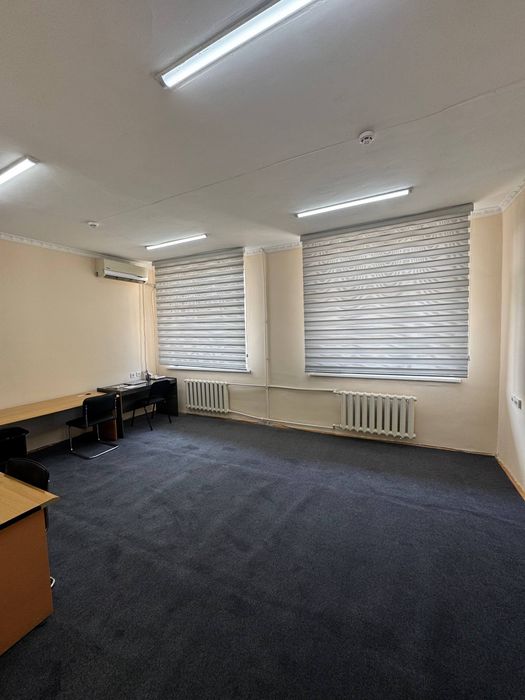 Лабзак офис с мебелью 24м2