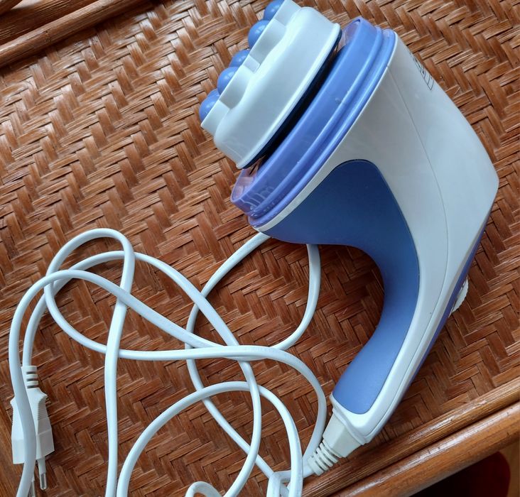 Aparat de masaj Relax & Tone