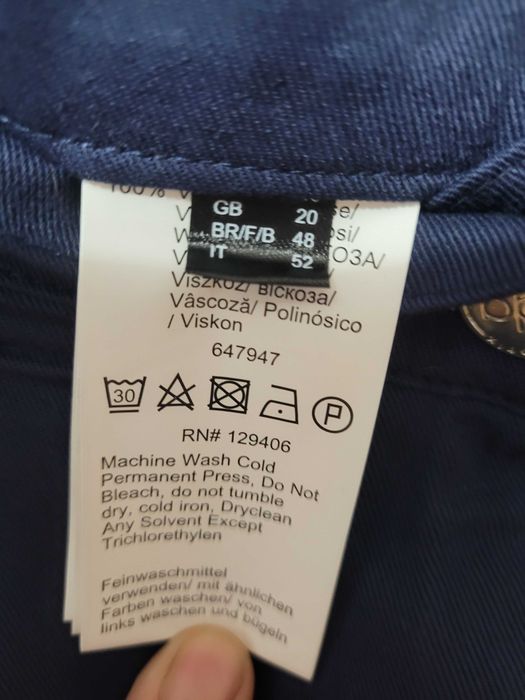 Pantaloni bleumarin trei sferturi, din vascoza, marimea XL, noi